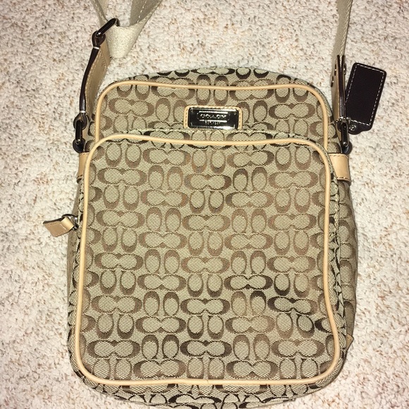 Coach Handbags - Coach Crossbody Bag